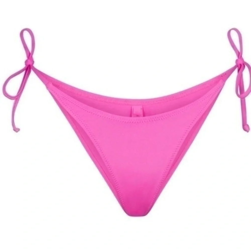 SWIM DIPPED TIE BOTTOMS - Picture 1 of 11